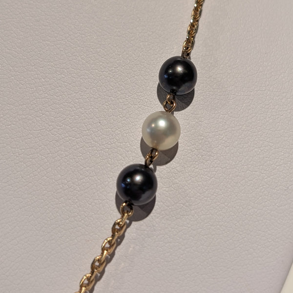 Sautoir perles naturelles en Or jaune 18 K - 15.03 G