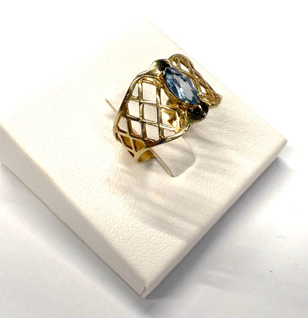 Superbe Bague en Or Jaune 14k avec Aigue Marine