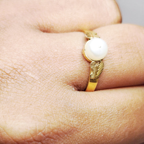 Bague Solitaire Or en Jaune 18 Carats avec Perle Centrale -  T 53