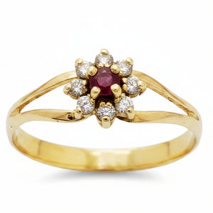 Bague en or jaune 18 carats avec oxyde de zirconium