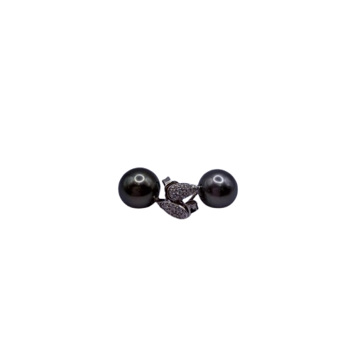 Boucles d'oreilles en or blanc 18K 3.25 Grs