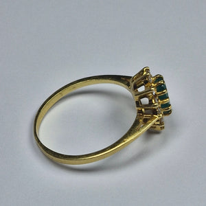 Bague Marguerite avec pierre verte et diamants 0,01 ct