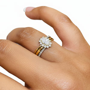 Bague en Or Jaune 18K avec Oxyde de Zirconium - T54 - 1.28gr
