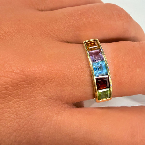 Bague et boucles d'oreilles en or jaune 18K - 7.38 Grs