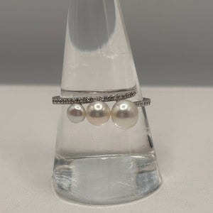 Bague en Or Blanc 18K avec Perles et Zirconiums