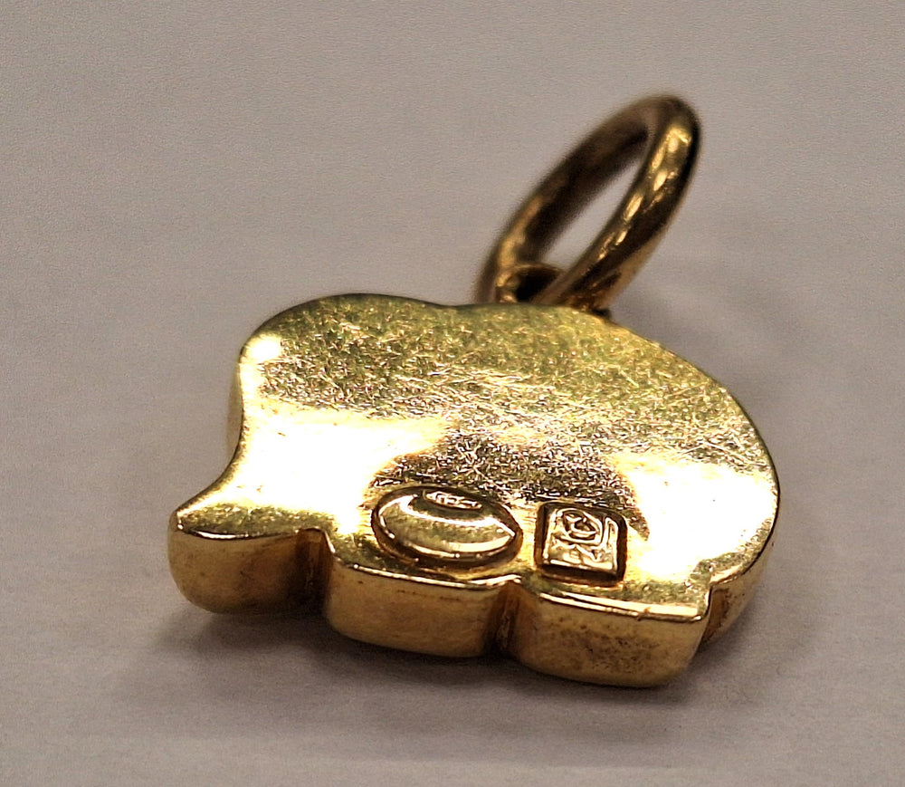 Pendentif éléphant en or jaune 18 carats