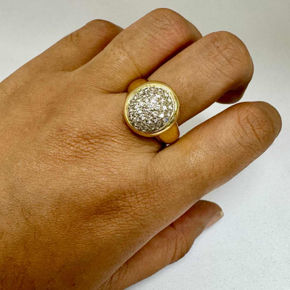 Bague Empierrée en Or Jaune 18 Carats Taille 57