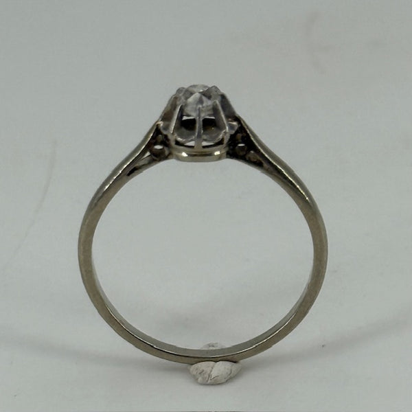 Bague Ancienne en Or Gris 18K avec diamant - T 56