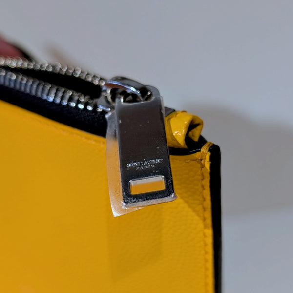 Etui pour tablette en cuir Saint Laurent jaune