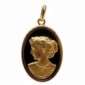 Camée en or jaune 18 K - 2.17 G