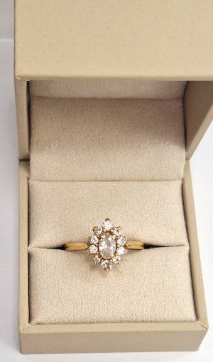 Bague Marguerite en Or jaune 18K avec Oxydes
