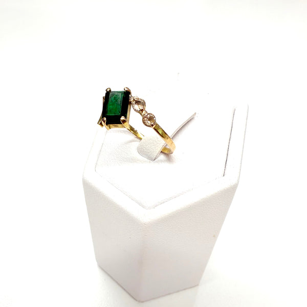 Bague en  Or Jaune 18K avec Émeraude et Zirconium - T 57