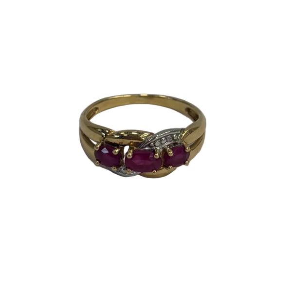 Bague en or 18 carats avec 3 pierres  naturelles