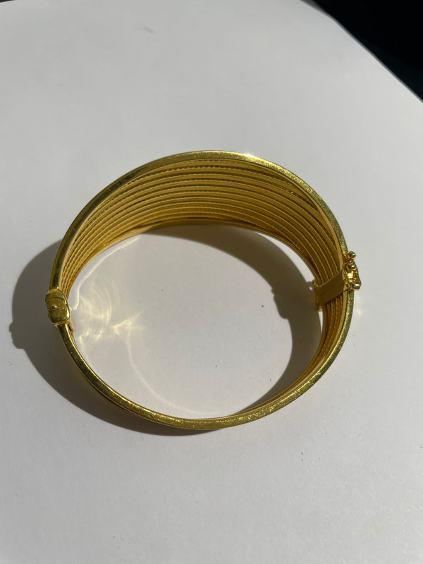 Bracelet jonc en or jaune 18 K 31 Grs
