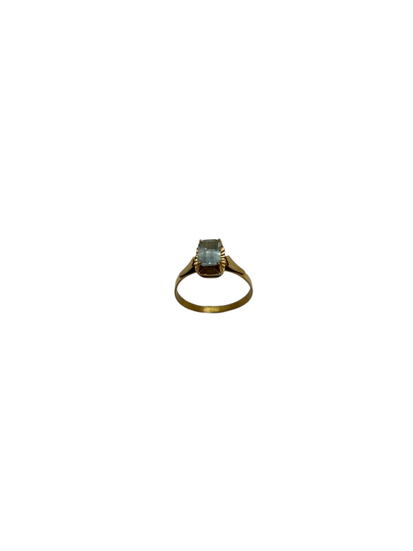 Bagues en Or Jaune avec Pierre Bleu de 0.50 ct