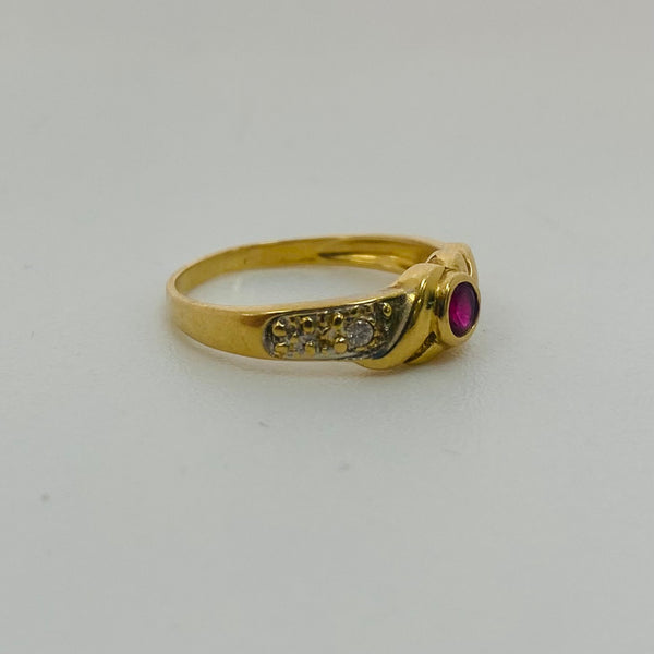 Bague en Or Jaune 18K Rubis et Zirconiums