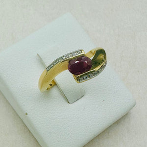 Bague Or Jaune 18K avec Rubis Certifié