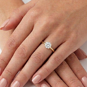 Bague Demi Tour en Or Jaune 18K - Diamants - Taille 48 - 2.30G