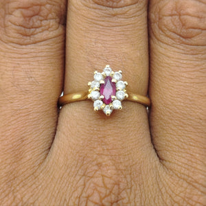 Bague en Or Jaune avec Oxyde de Zirconium et Rubis 18k