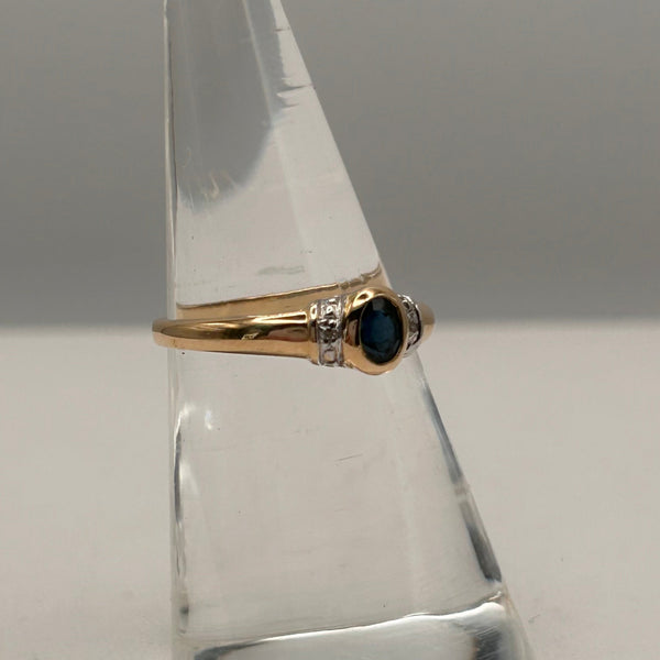 Bague Or Jaune 18K avec Saphir et Diamants
