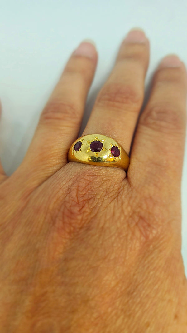 Bague en or jaune 18k avec rubis (9.52g, taille 62)
