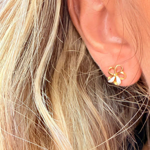 Boucles d'oreilles fleurs en Or jaune 18K - 1.49g
