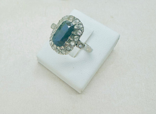 Bague ancienne en Or Blanc avec Diamants et saphir