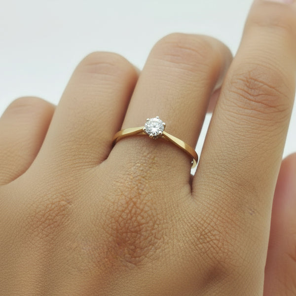 Bague Solitaire Or Jaune 18K avec Zirconium - T57 - 1.04gr