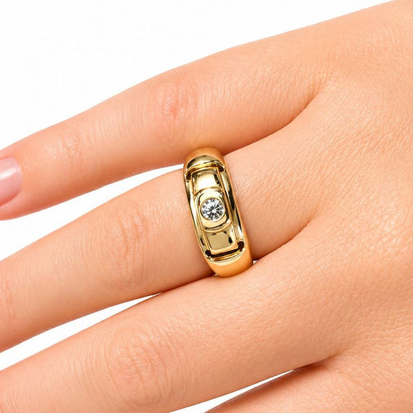 Chevalière Or 18K - 8.34 G - T 63 avec Diamant Central