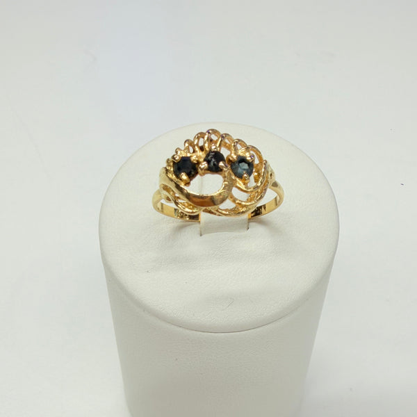 Bagues en or jaune 18k avec saphirs