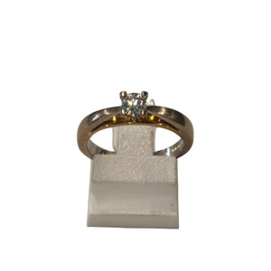 Solitaire en Or Blanc et Jaune 18K avec un diamant 0.14K - T52