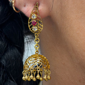 Boucles d'oreilles dormeuses en or jaune 18 K