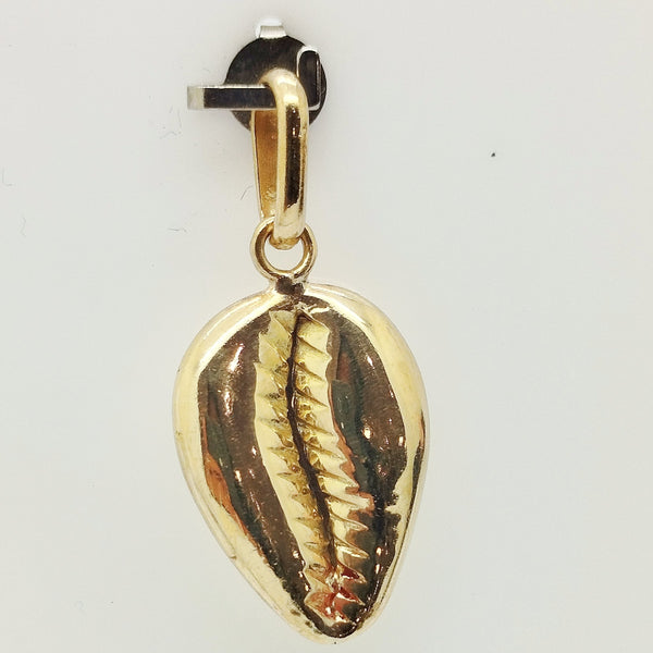 Pendentif Coquillage en Or Jaune 18 Carats