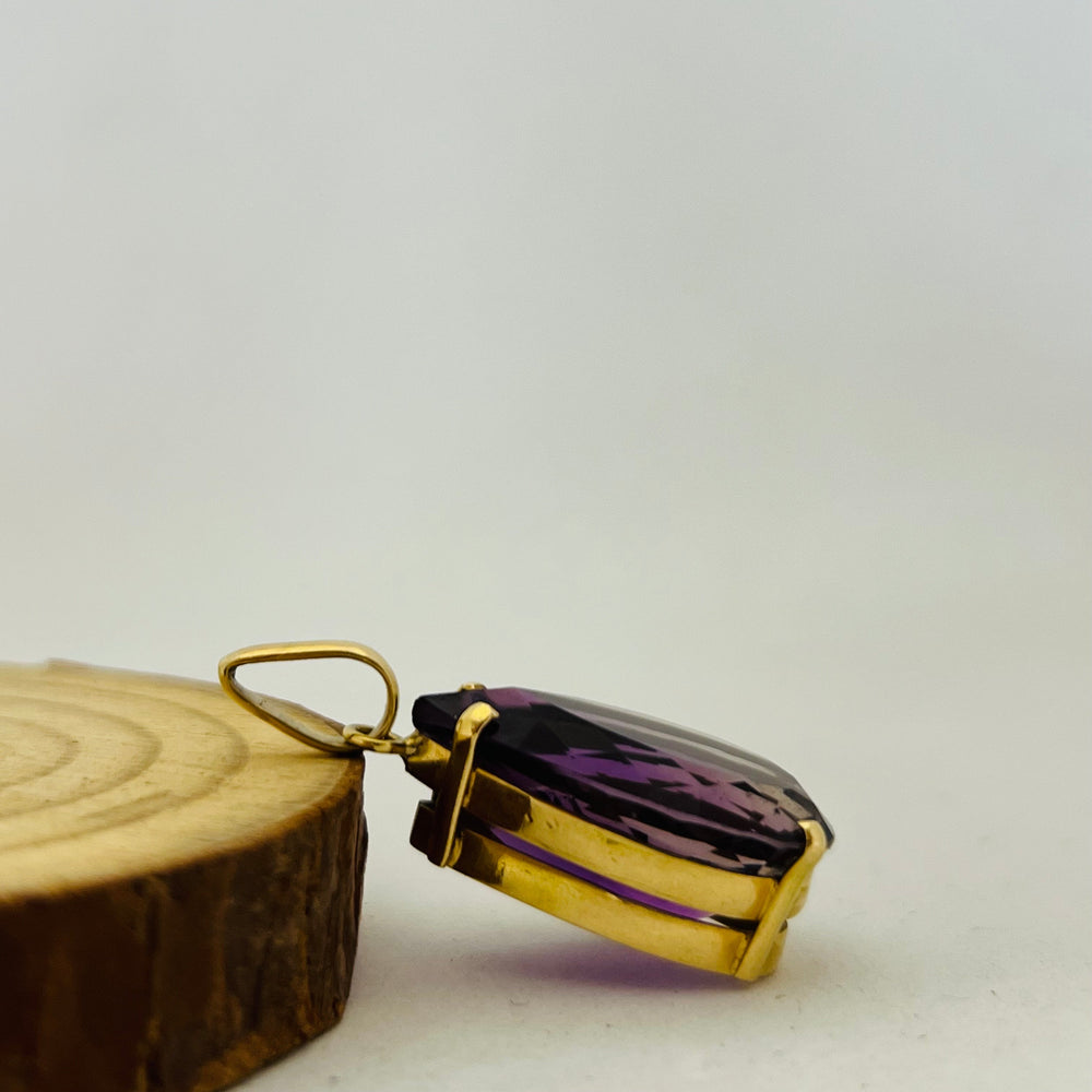 Pendentif en Or Jaune 18 Carats avec Oxyde de Zirconium – 5 Grs