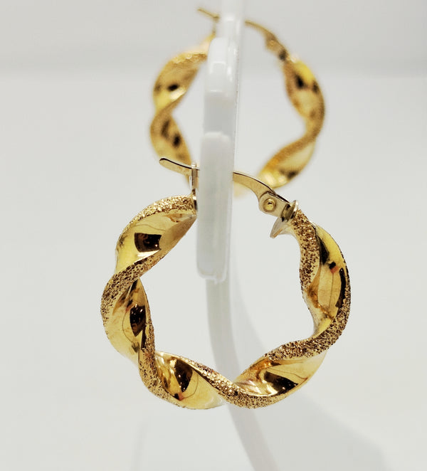 Boucles d'oreilles créoles en Or Jaune 18K -  2.43 Grs