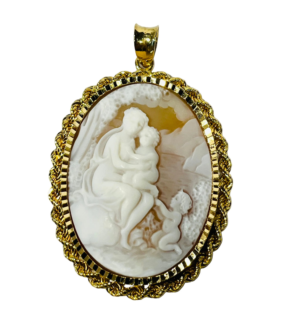 Camée Or Jaune 18 K -  16.23 G