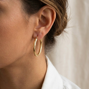 Boucles d'oreilles Créoles en Or Jaune 18K - 1.62 Grs