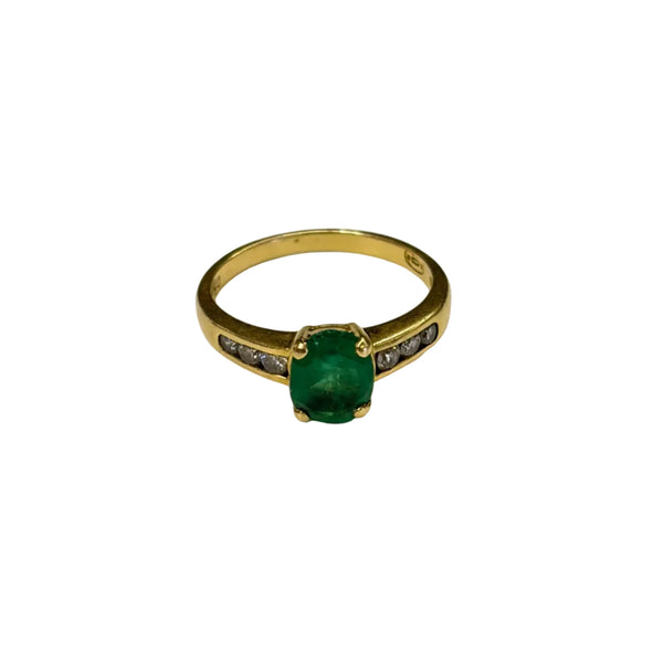 Title: Bague en or jaune avec emeraude et diamants