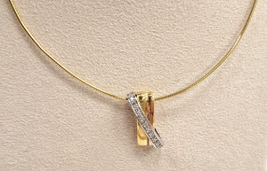 Collier Guy Laroche