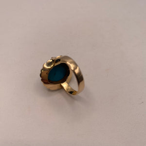 Bague en or jaune avec pierre turquoise 18 carats