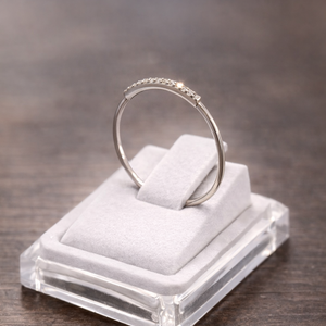 Bague en Or gris 18K demi-tour - 0.73G - Taille 53