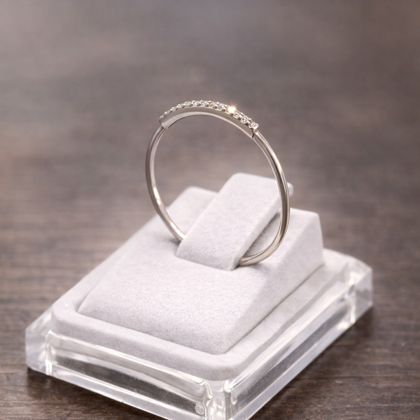 Bague en Or gris 18K demi-tour - 0.73G - Taille 53