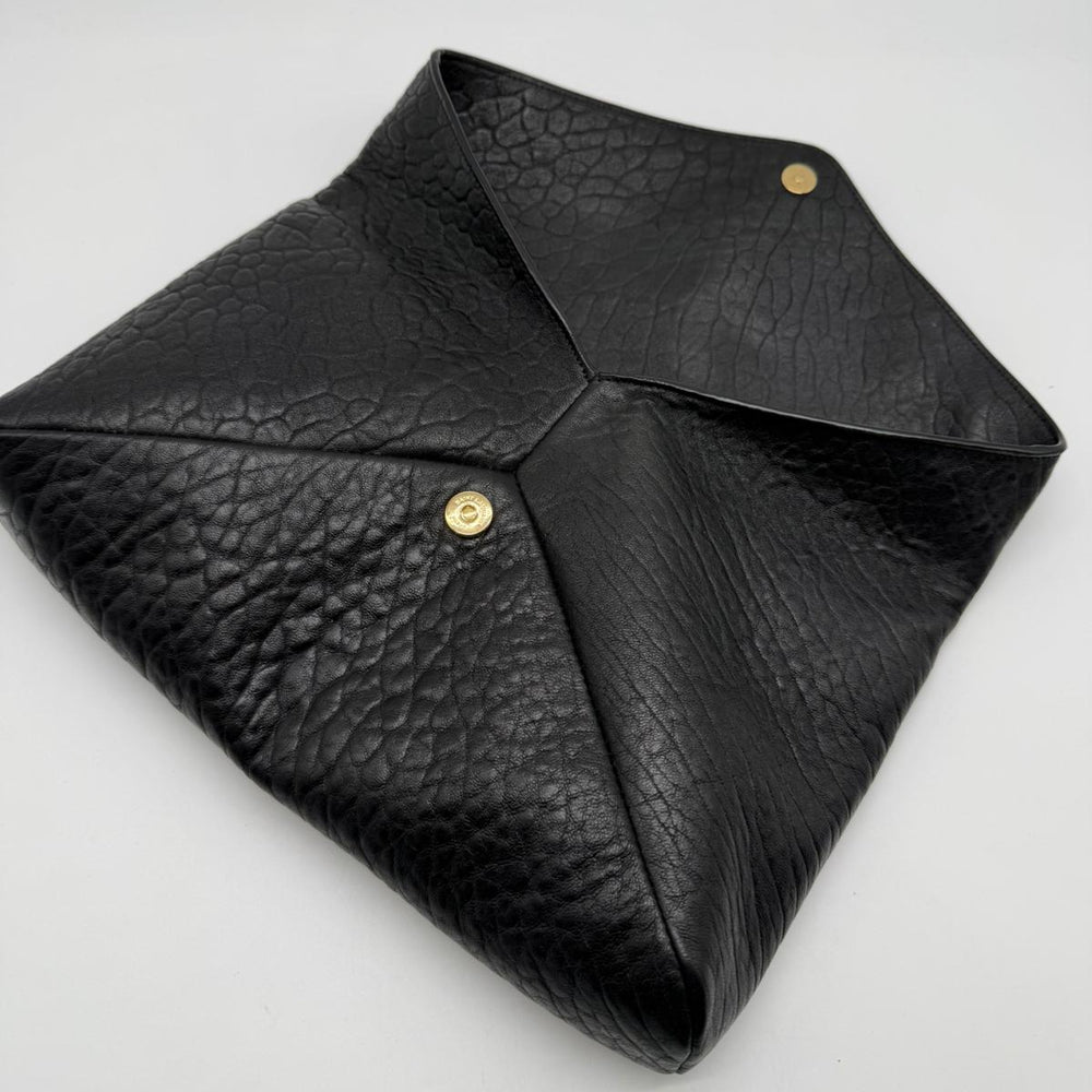 Saint Laurent - Pochette Cassandre en Cuir Noir