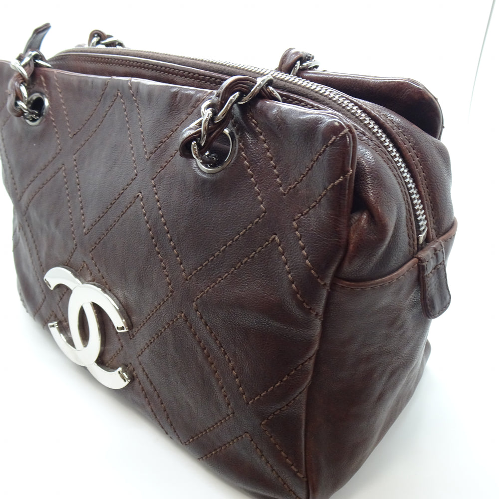 Sac à main Chanel Wild Stitch marron en cuir veau 2005