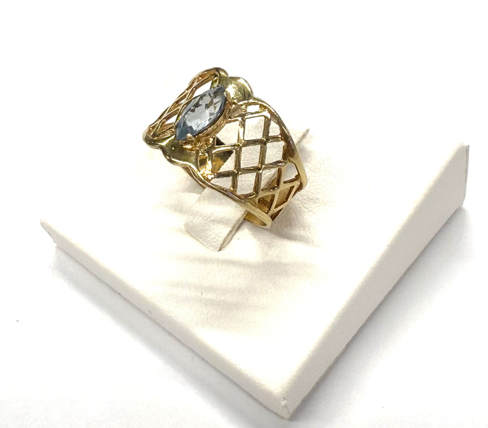 Superbe Bague en Or Jaune 14k avec Aigue Marine