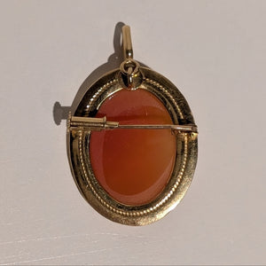 Pendentif Camée en Or Jaune 18K - 3.59g