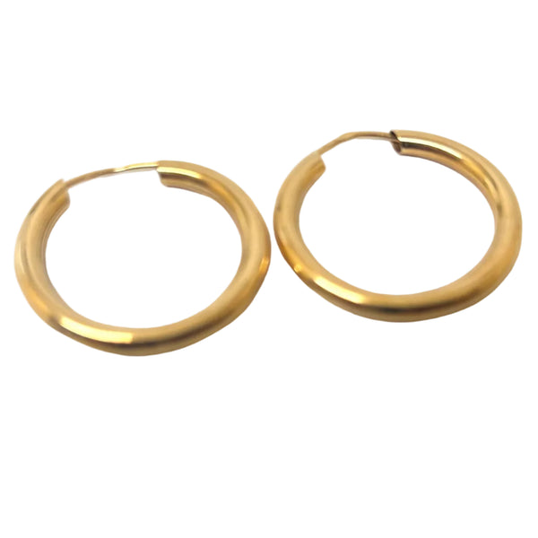 Boucles d'oreilles créoles en or jaune 18K