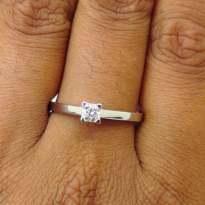 Solitaire en Or Blanc 18K Diamants- Taille 57 - 2.8G