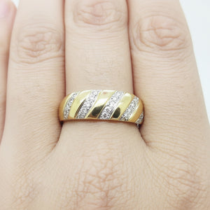 Bague en or jaune 18k avec diamants