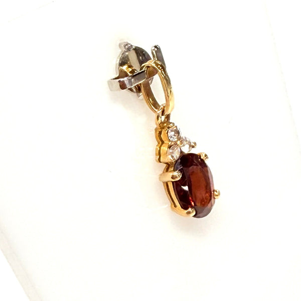 pendentif en or jaune 18 K - 1.04 G